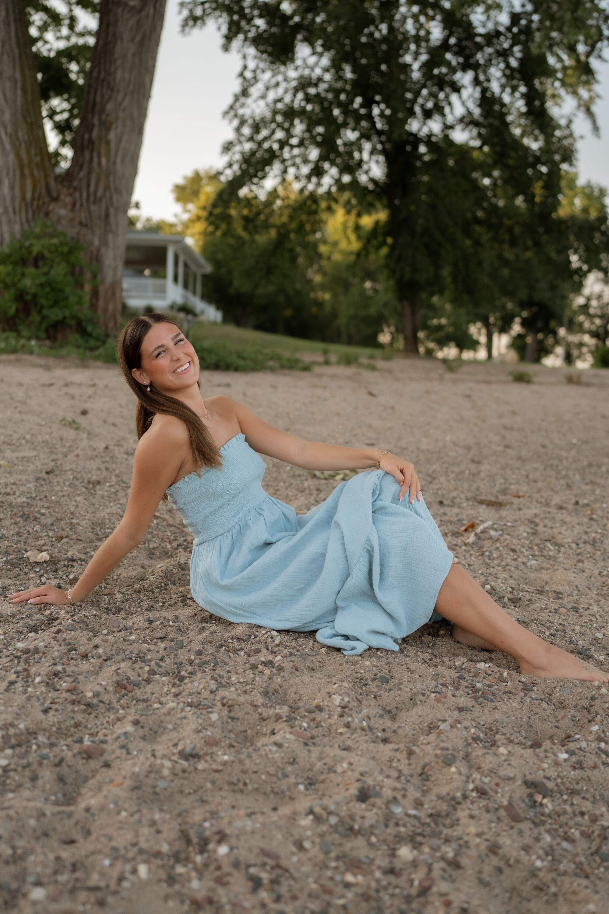 girl on beach for her Minnesota senior photos