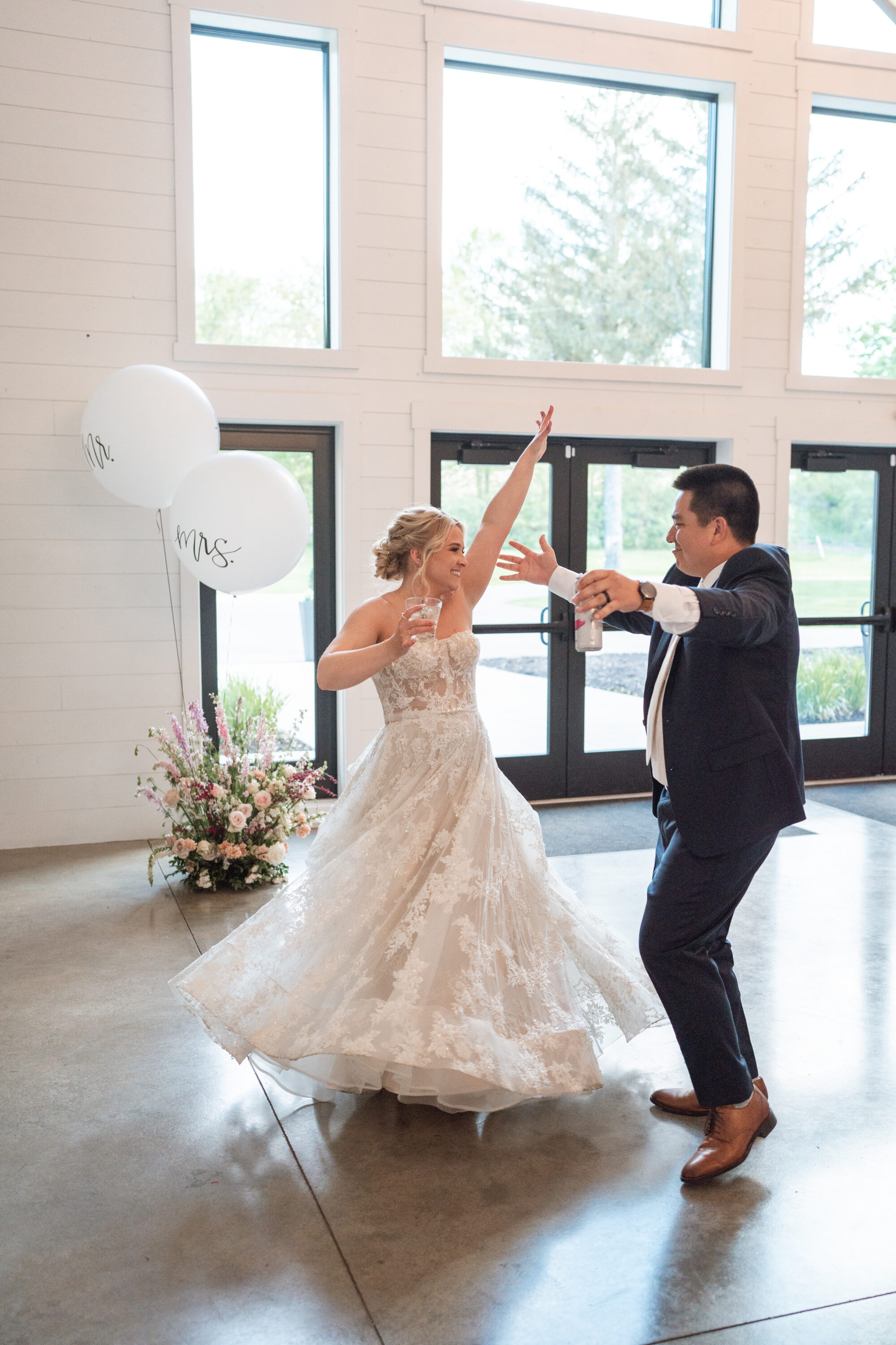 La Pointe Events real wedding shot by Jenna Swanson Photography
Reception and wedding celebration