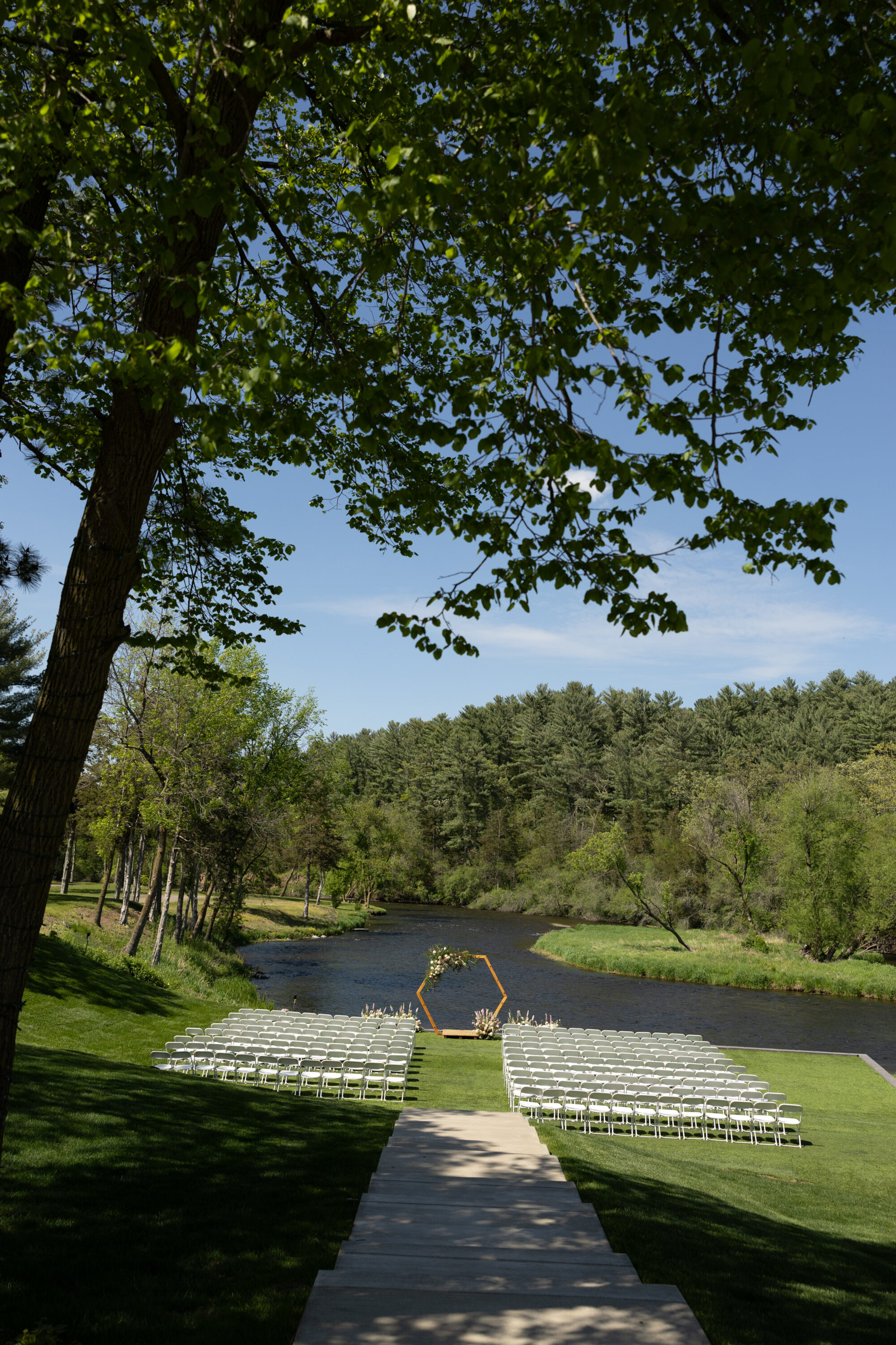 La Pointe Events real wedding shot by Jenna Swanson Photography
Venue details