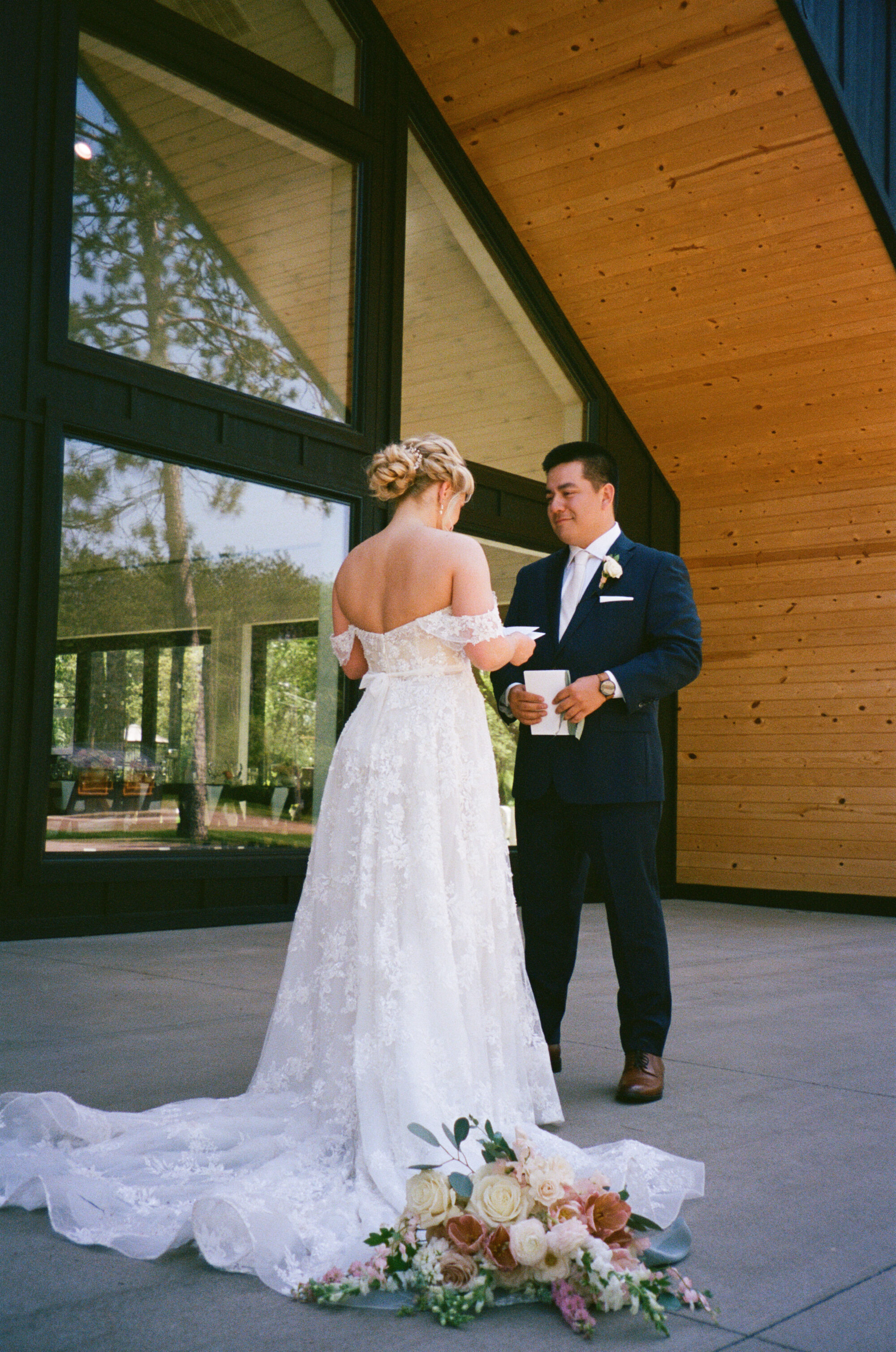 La Pointe Events real wedding shot by Jenna Swanson Photography
35mm Film Photography