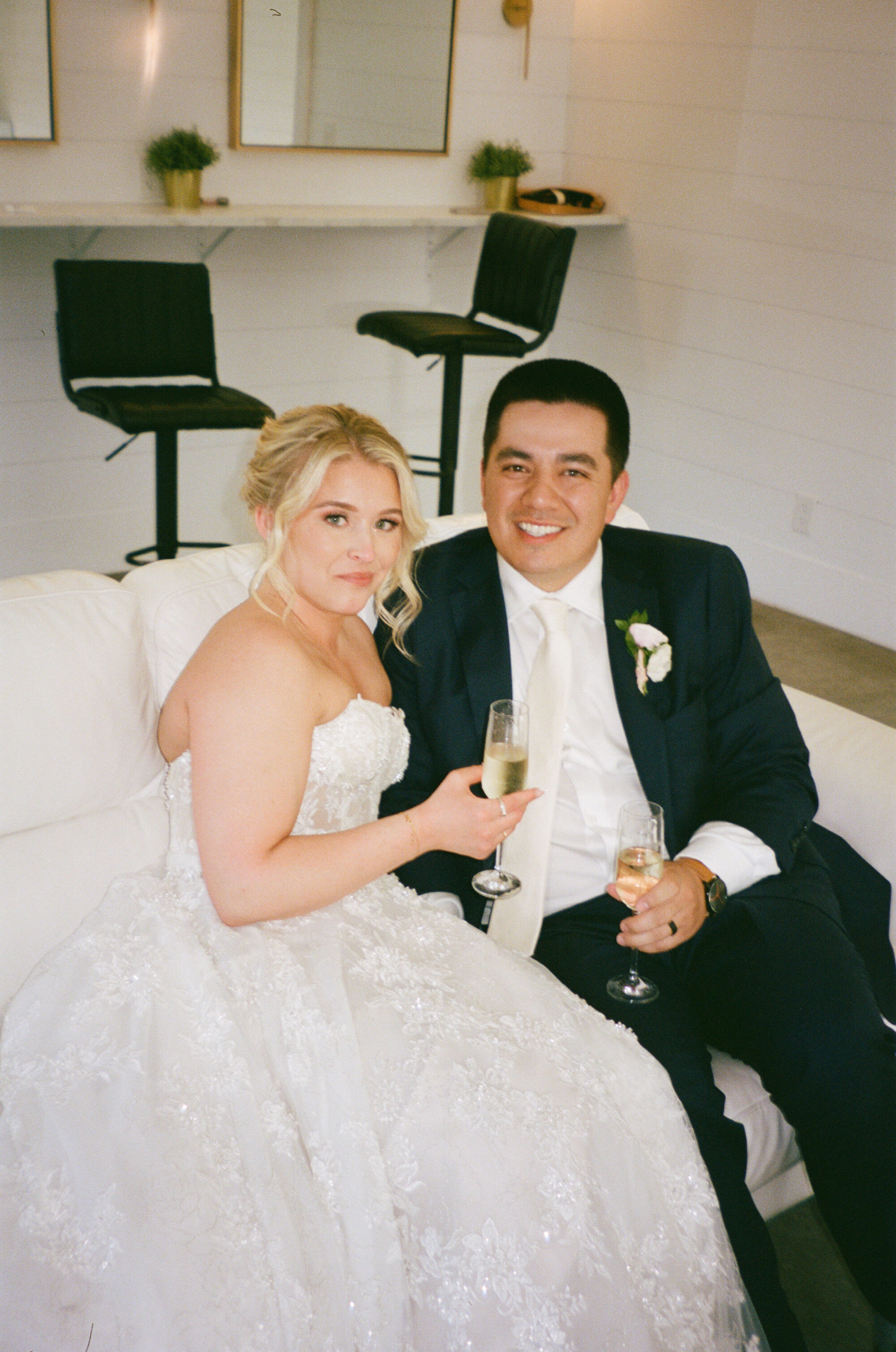 La Pointe Events real wedding shot by Jenna Swanson Photography
35mm Film Photography