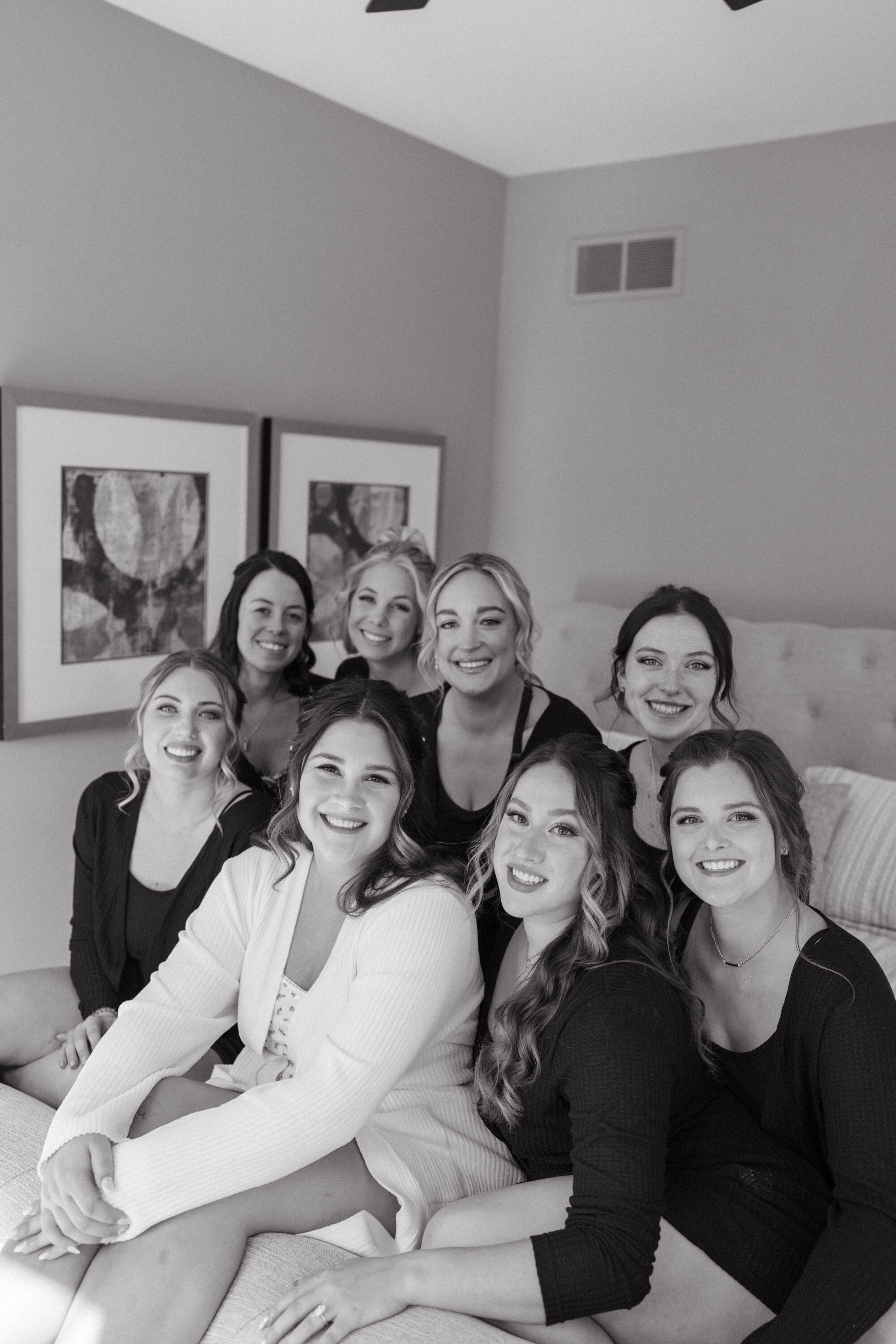 bridesmaids getting ready in the morning at a minnesota wedding.